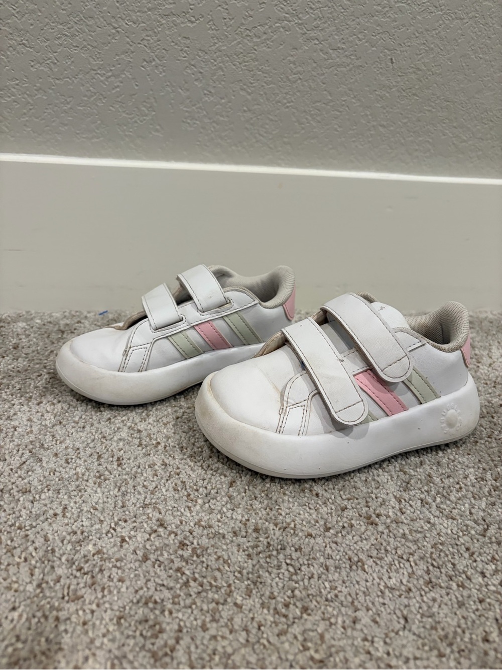 adidas Toddler White Pink Green Velcro Sneakers Size 7K